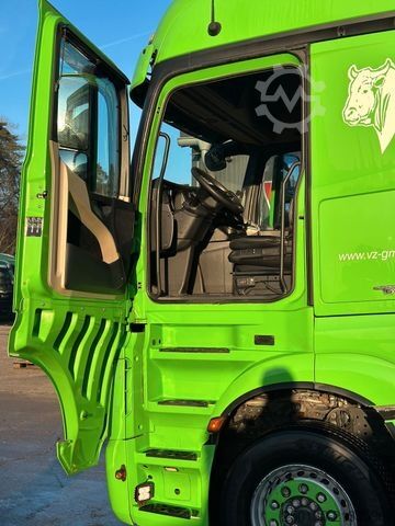 LKW-Fahrgestell MERCEDES-BENZ Actros 2551 6x2 LL Lenk/Lift  Retarder
