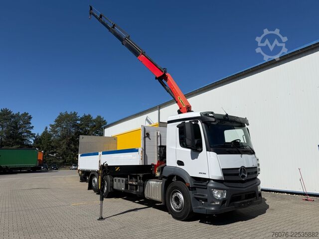 LKW mit Pritsche (offen) MERCEDES-BENZ MB 2536 LL Pritsche Kran PK 18002 Funk LBW 1,5t