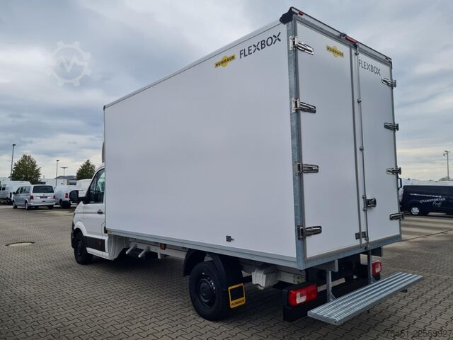 Transporter mit Koffer VW Crafter 35 Koffer LR Navi Klima 2x