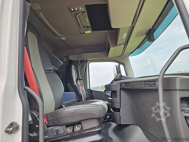 Standard-SZM VOLVO FH 500 FH5 6X2 STEERED PTO