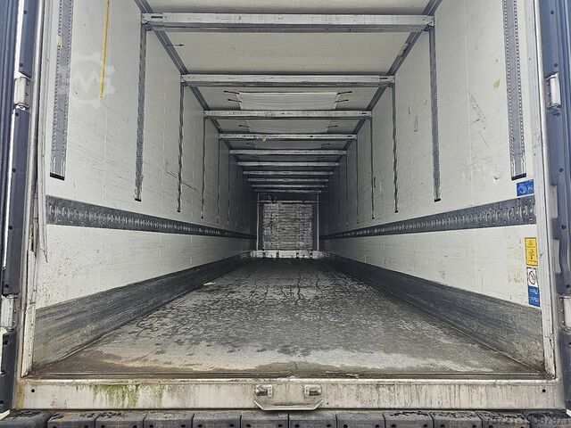 Refrigerated/frozen transport KOGEL DOPPELSTOCK BLUMENBR Thermoking SLX300