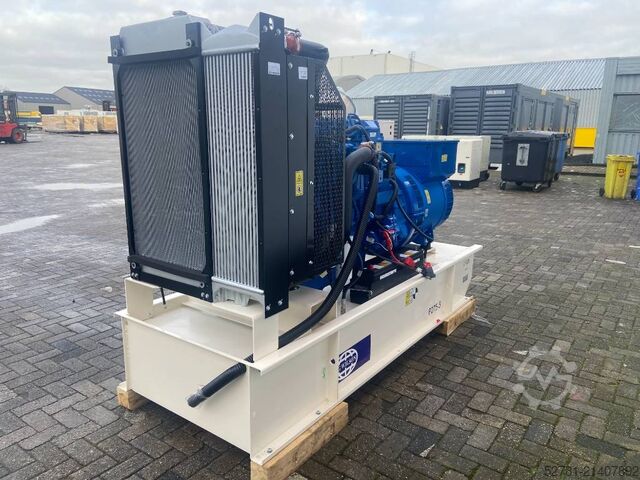 Aggregat FG Wilson P275-5 - 275 kVA Open Genset - DPX-16014-O