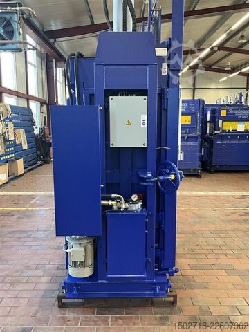 Bale press Strautmann PP1207