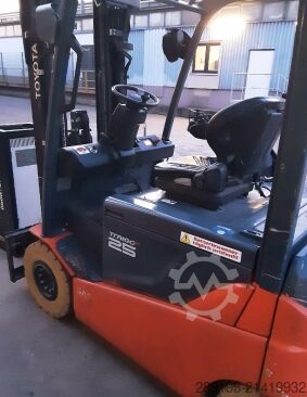 Gabelstapler Toyota traigo 8FBMKT25