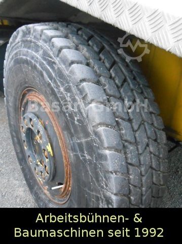 Tower crane Coles Cranes 625S, 20T