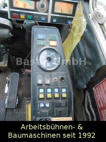 Tower crane Coles Cranes 625S, 20T