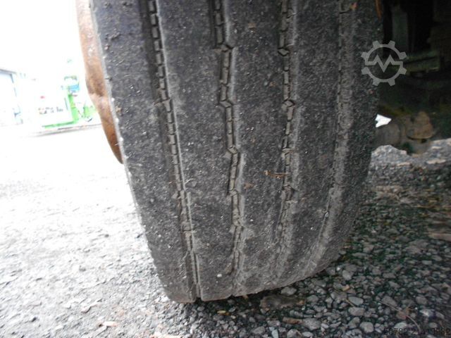 Tipper van MAN MAN LE8.150 mit Palfinger PKG7001