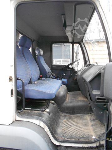 Tipper van MAN MAN LE8.150 mit Palfinger PKG7001