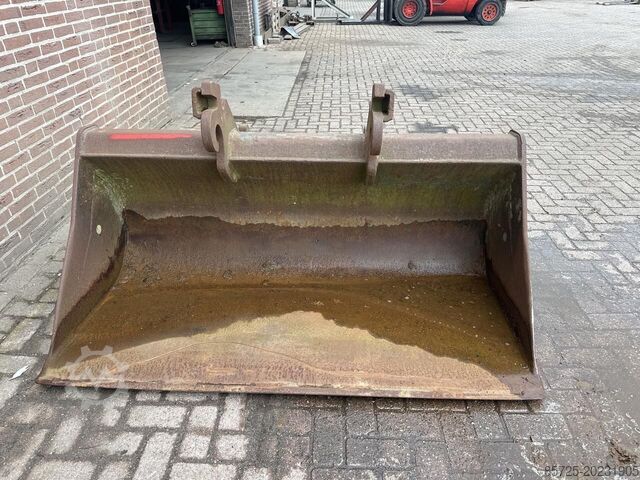 Bucket  Slotenbak CW 30 omkeerbaar - Gebruikt