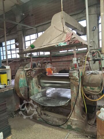 Produktionslinie für Gummi- und EVA-Schaumstoff MODERNE MECCANICHE - FECKEN KIRFEL 