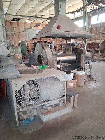 Produktionslinie für Gummi- und EVA-Schaumstoff MODERNE MECCANICHE - FECKEN KIRFEL 