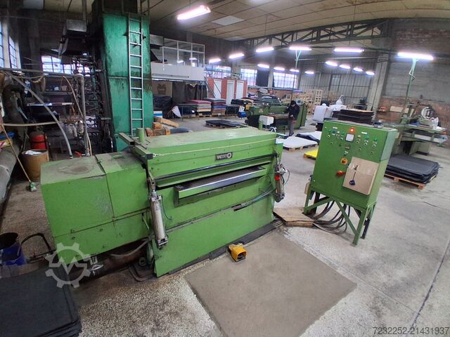 Produktionslinie für Gummi- und EVA-Schaumstoff MODERNE MECCANICHE - FECKEN KIRFEL 