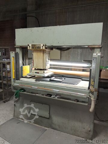 Produktionslinie für Gummi- und EVA-Schaumstoff MODERNE MECCANICHE - FECKEN KIRFEL 