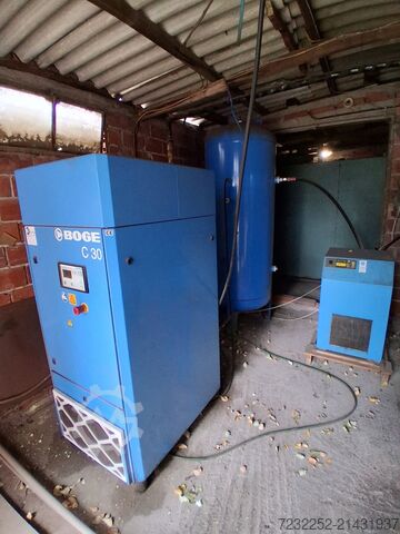 Produktionslinie für Gummi- und EVA-Schaumstoff MODERNE MECCANICHE - FECKEN KIRFEL 