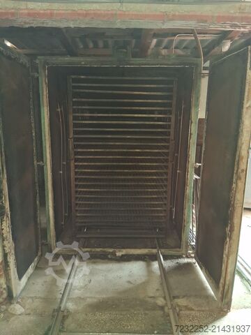 Produktionslinie für Gummi- und EVA-Schaumstoff MODERNE MECCANICHE - FECKEN KIRFEL 