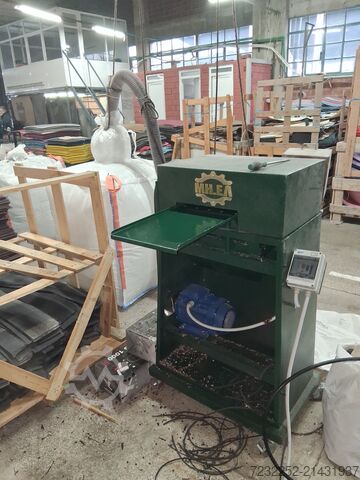 Produktionslinie für Gummi- und EVA-Schaumstoff MODERNE MECCANICHE - FECKEN KIRFEL 