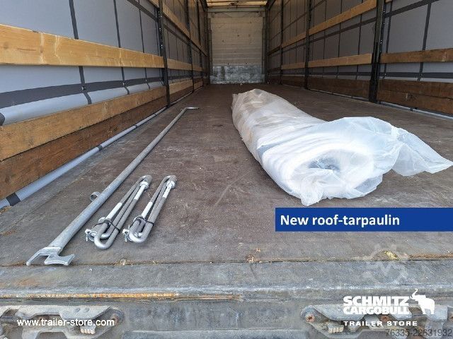 Auflieger mit Pritsche & Plane Schmitz Cargobull Curtainsider Mega