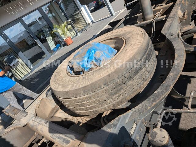 Kipper LKW MERCEDES-BENZ Atego 1218 / Kipper+Kran / load 5,2ton / E3