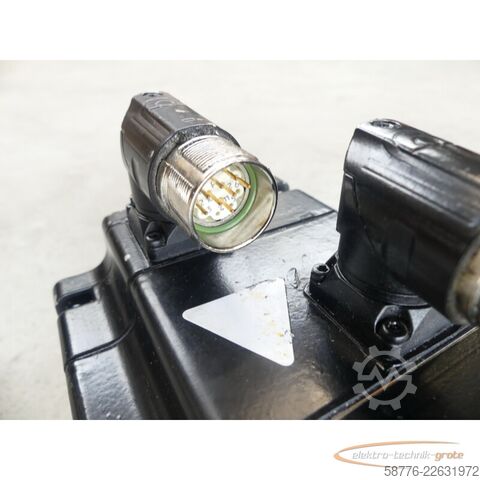 Control unit KUKA 1FK7060-5AF71-1ZZ9-Z S03 + N16 Servomotor SN: YFK1641053204015