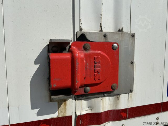 Box body Schmitz Cargobull SCB S3B / Box Trailer / BPW Drum / NL Trailer