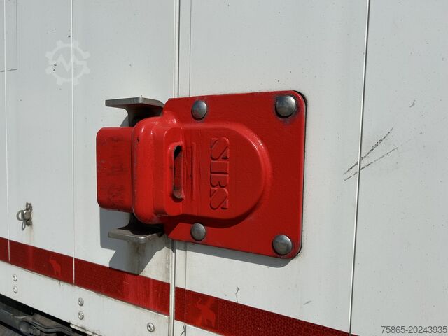 Box body Schmitz Cargobull SCB S3B / Box Trailer / BPW Drum / NL Trailer