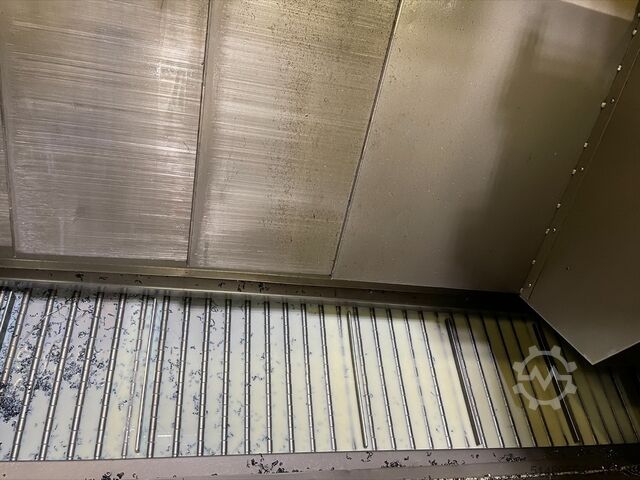 CNC turning and milling center EMCO Hyperturn 690 MC