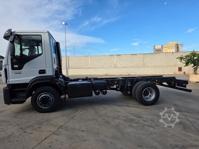 Truck chassis IVECO Eurocargo