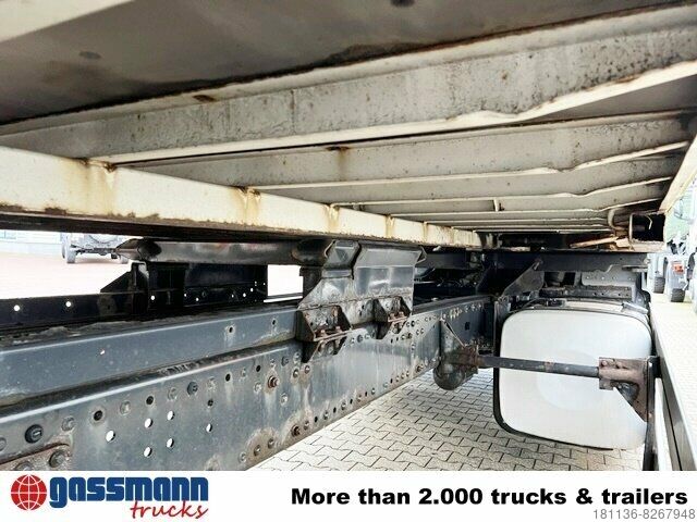 Wechselfahrgestell LKW Krone Wechselbrücke Koffer mit Rolltor