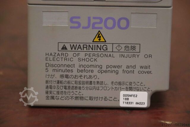 Frequency converter 0.55 kW Hitachi SJ200-005NFE2