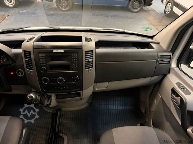 Kleinbus VW Crafter MAXI Kombi 6 Sitze Klima STHZ AHK 1.Hand