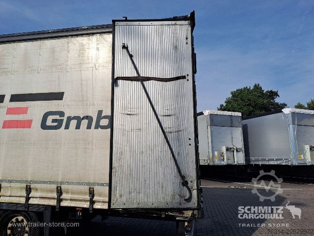 Auflieger mit Pritsche & Plane Schmitz Cargobull Curtainsider Mega Getränke