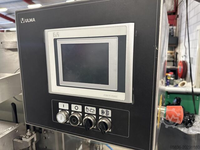 Ulma FR-305 Flowpacklinie Ulma FR-305 flowpacking line