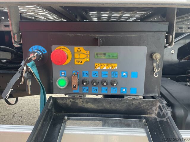 Selbstfahrende ArbeitsbĂĽhne Renault Steiger CTE 187 PRO H