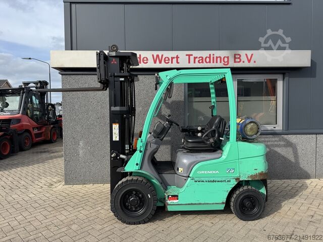 Mitsubishi FG25N Triplex 550 Lift Height / Freelift / Sideshift / 4th Function LPG 2013 MITSUBISHI FG25N Triplo 550 Freelift / Sideshift / 4e functie LPG 2013