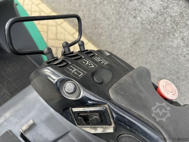 Mitsubishi FG25N Triplex 5.5m Freelift / Sideshift LPG 2012 MITSUBISHI FG25N Triplo 550 Freelift / Sideshift LPG 2012