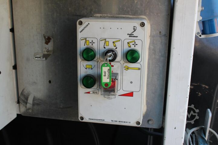 Lkw-Arbeitsbühne Renault Master  France-Elevateur 14m - 2 b 265kg