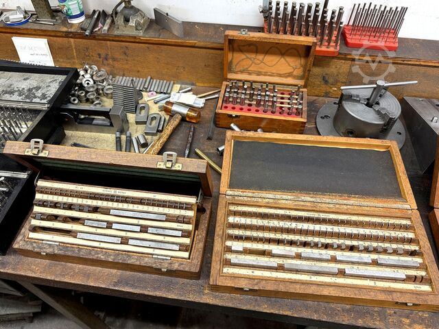 Werkbank mit Inhalt FAMOS Workbench with contents