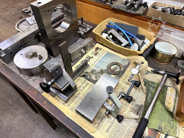 Werkbank mit Inhalt FAMOS Workbench with contents