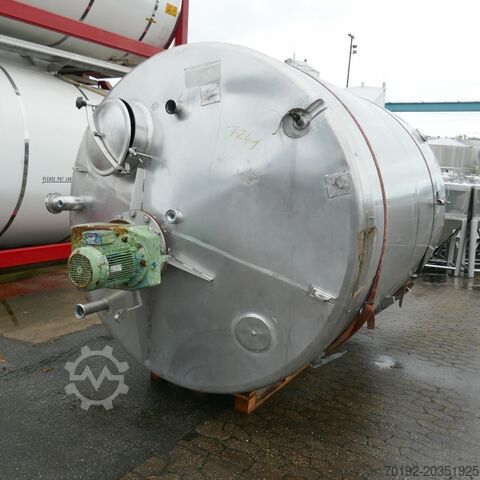 8000 Liter isolierter Rührwerksbehälter aus V2A mit Balkenrührwerk und CIP-Sprühkugeln  7241