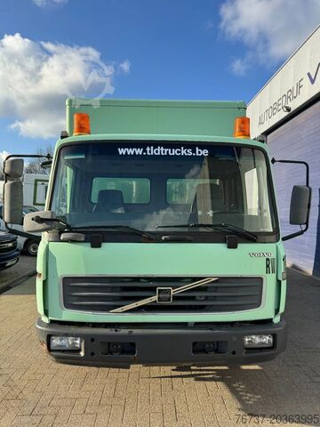 Suitcase Volvo FL 180 **GENERATOR 100Kva MERCEDES V6**