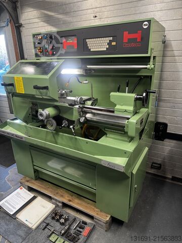 Harrison Trainer 280 CNC/Manual Harrison Trainer 280 CNC/Manual