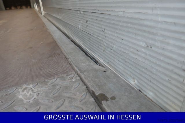 Auflieger mit Pritsche & Plane SCHMITZ CARGOBULL Liftachse Palettenkasten LED Beleuchtung ¤369.-m