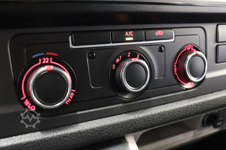 Delivery van VW Transporter 2.0 TDI L2 150PK 2x schuifdeur EURO...