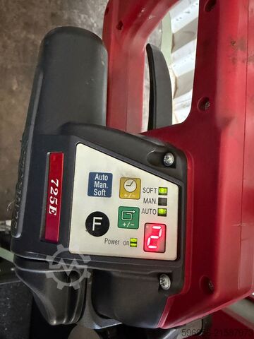 ErgoPack 725E automatische Paletten-Umreifungsmaschine ErgoPack 725E automat do spinania palet ErgoPack 725E automat do spinania palet