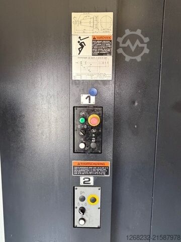 Horizontal-Bearbeitungszentrum OKK HM400